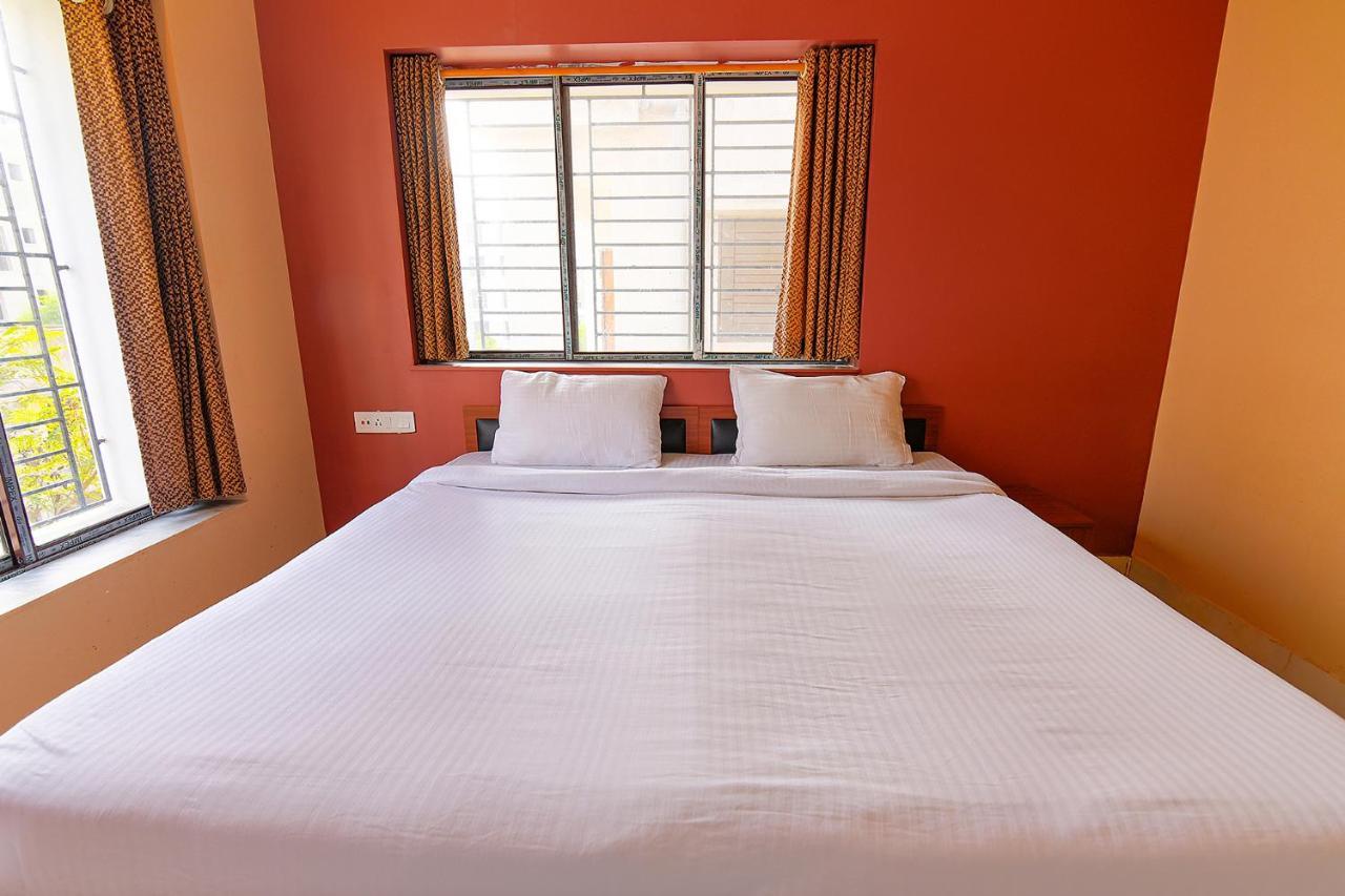Fabhotel Amar Raj Inn Kolkata Exterior photo